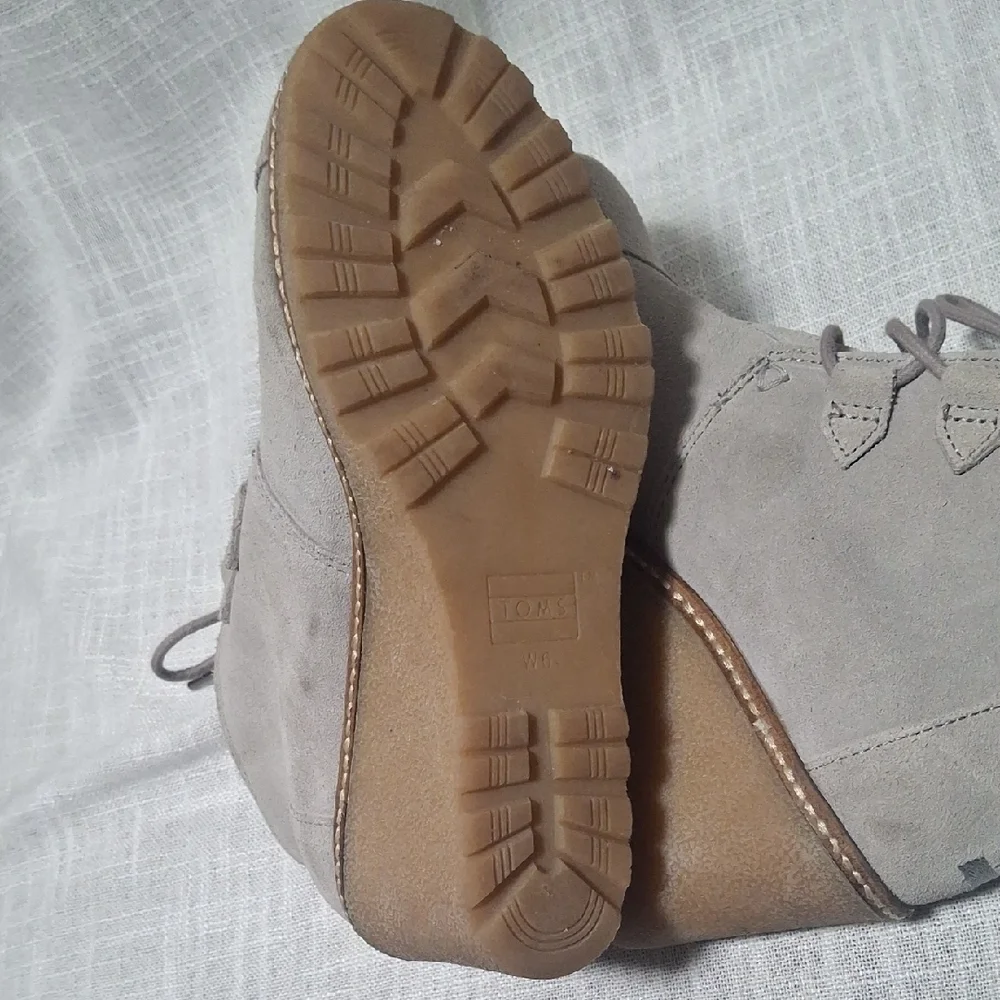 Toms Women's Taupe Wedge Ankle Boots